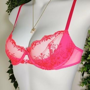 breathtaking two tone neon/hot pink lace bralette